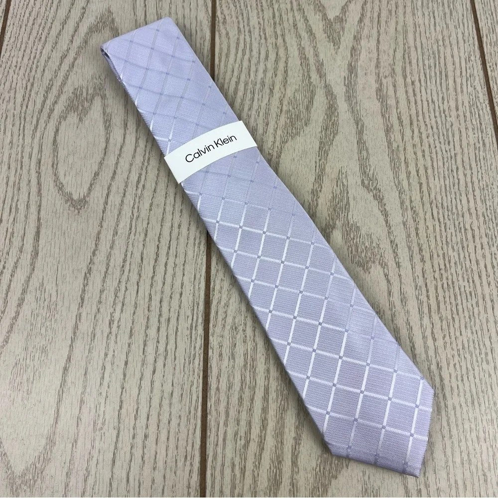 584 - Calvin Klein Tie 530 Purple Block Square CK21100022 Silk Blend MSRP $69.50